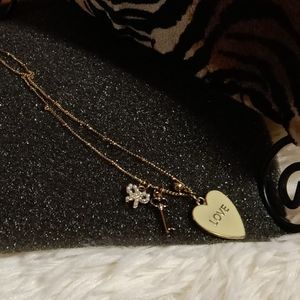 NWOT station necklace